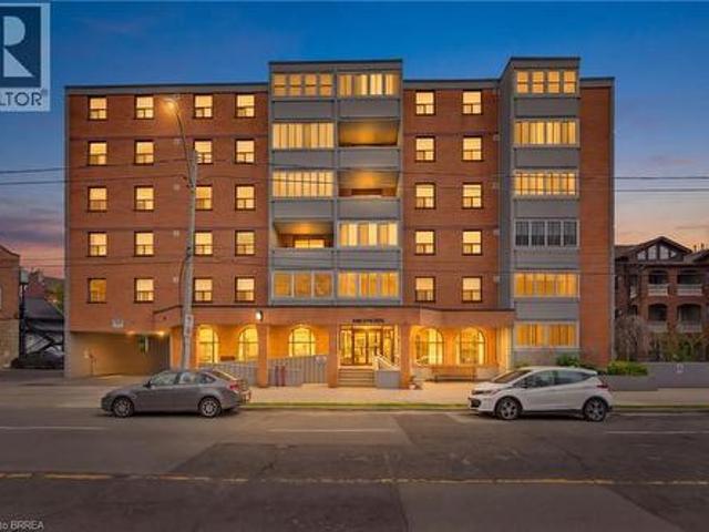 Condo for sale in Ancaster, Ontario