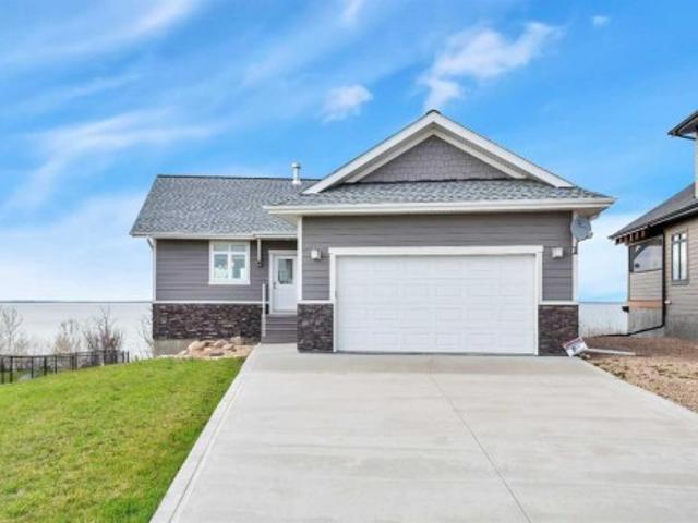 House for sale in Alberta