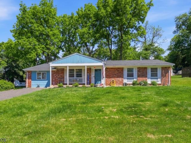 House for sale in Clinton, New Jersey