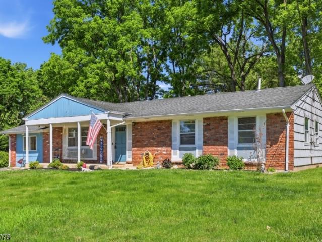 House for sale in Clinton, New Jersey