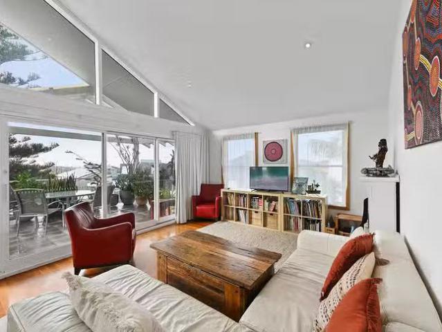 Apartment for rent in Malabar