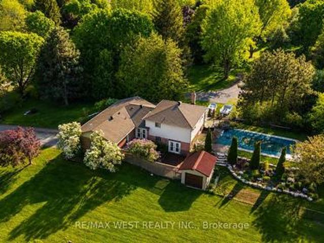 House for sale in Amaranth, Central Ontario