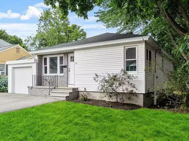 House for sale in Methuen