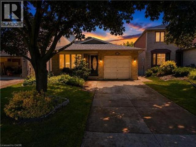 House for sale in Ancaster, Ontario