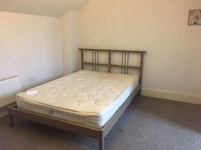 Apartment for rent in Midway, Kent