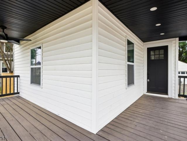 House for sale in Edison, New Jersey
