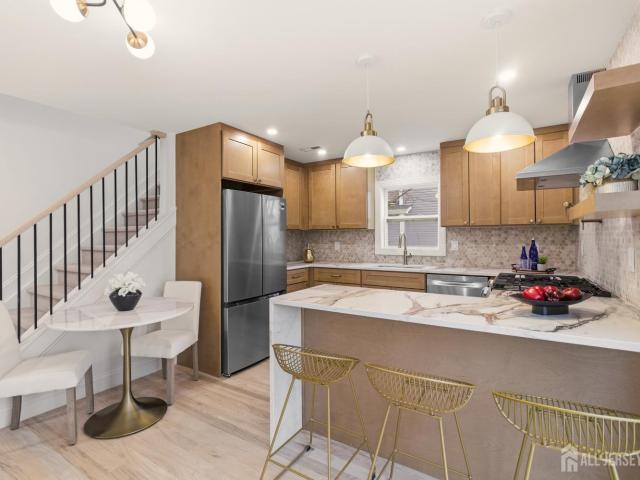 House for sale in Edison, New Jersey
