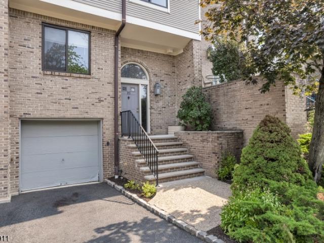 Condo for sale in Verona