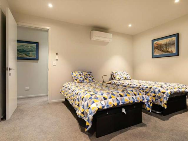 House for sale in Otakou