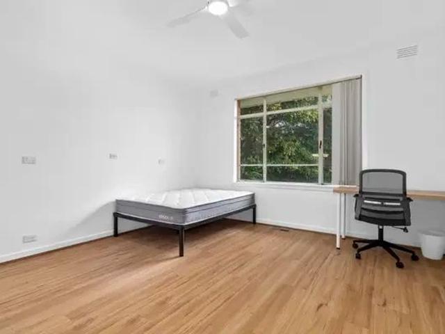 Room for rent in Camerons Creek, Victoria