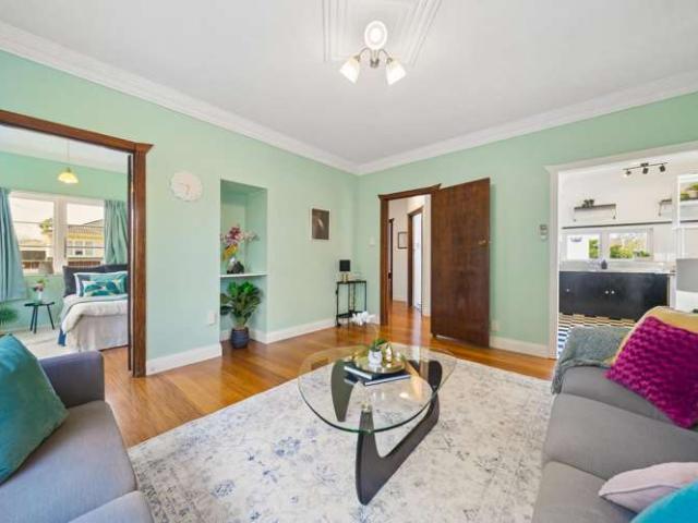 Apartment for sale in Days Bay, Wellington