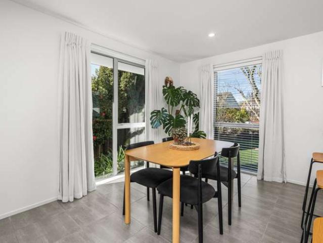 House for sale in Chaslands, Canterbury