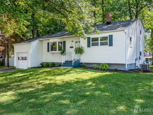 House for sale in Edison, New Jersey