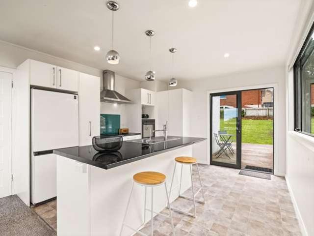 House for sale in Otakou