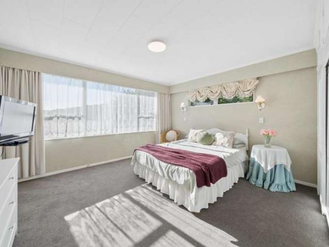 House for sale in Days Bay, Wellington