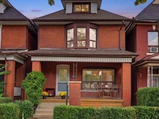 House for sale in Ancaster, Ontario