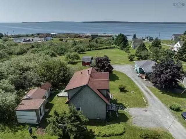 House for sale in Blue Rocks, Nova Scotia
