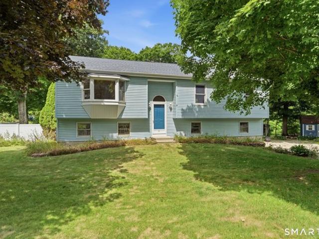 House for sale in Mansfield Center, Connecticut