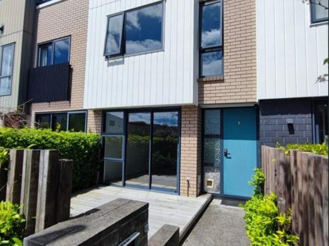 House for rent in Hobsonville Point, Upper Harbour