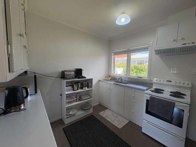 Apartment for rent in Milford, Devonport-Takapuna