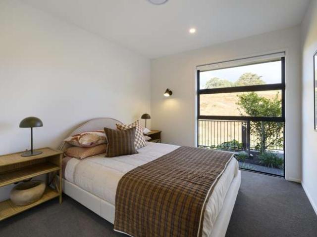 House for sale in Chaslands, Canterbury