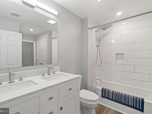 Condo for sale in Gibsonton, Maryland