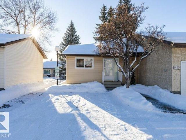 Townhouse for sale in Saint Albert, Alberta