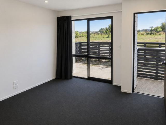 House for rent in Chaslands, Canterbury