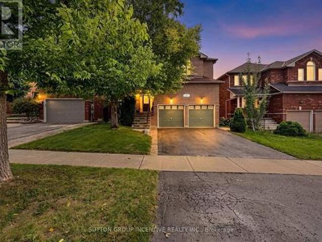 House for sale in Barrie, Central Ontario