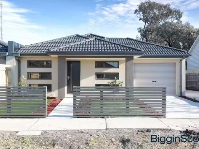 House for rent in Albion, Victoria