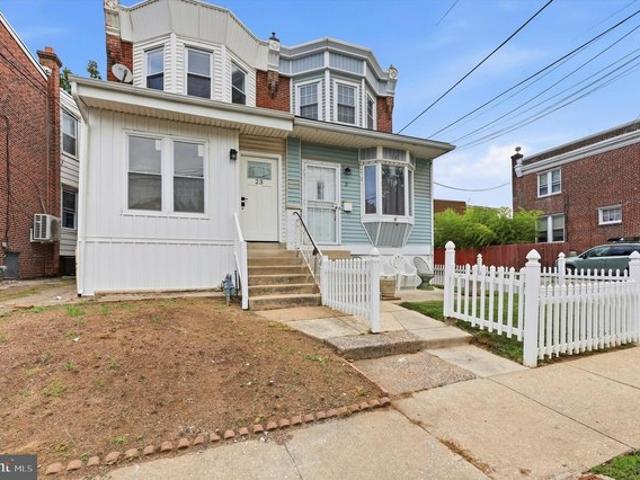 Townhouse for sale in Delco, Pennsylvania