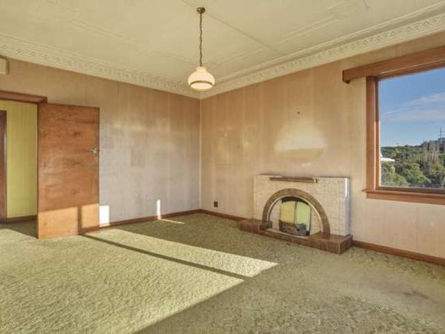 House for sale in Otakou