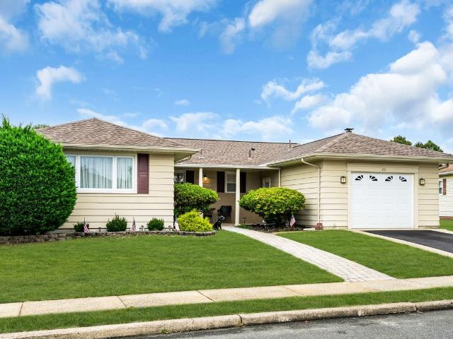 House for sale in Holiday City Carefree, Berkeley Township