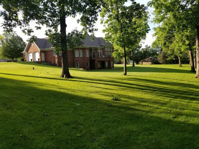 House for sale in East Dubuque, Illinois