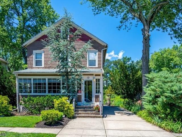 House for sale in Metuchen, New Jersey