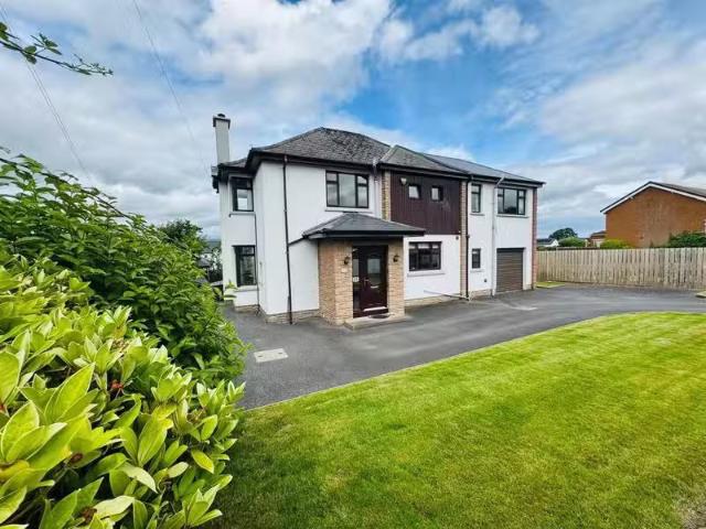 House for sale in Derry