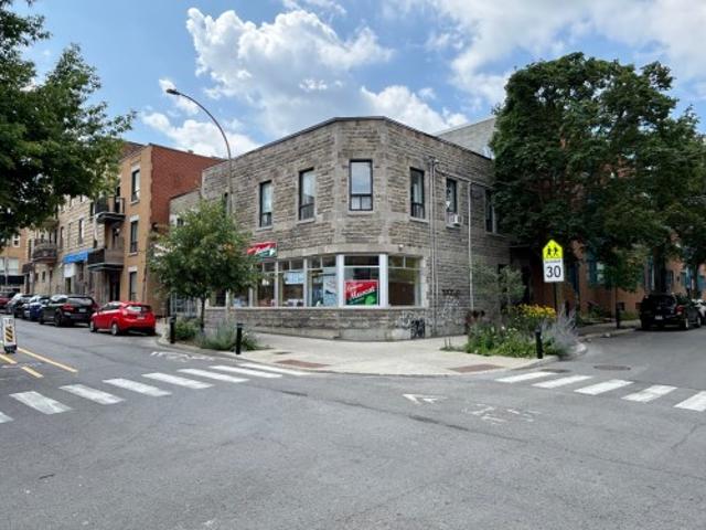 Commercial for rent in St. Leonard's, Quebec