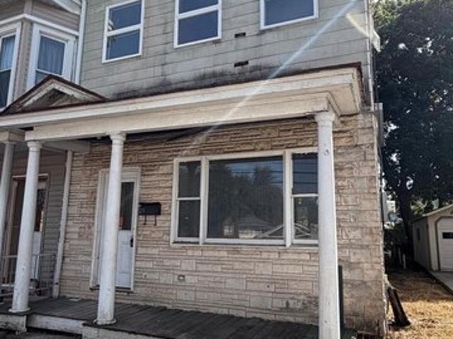 Townhouse for sale in Tremont, Pennsylvania