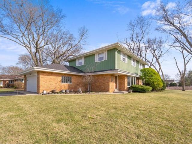 House for sale in Prospect Heights, Illinois