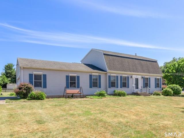 House for sale in North Haven, Connecticut