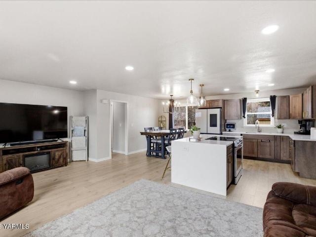 House for sale in Naches, Washington
