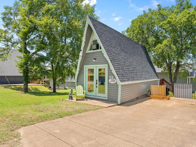 House for sale in Stone, Missouri