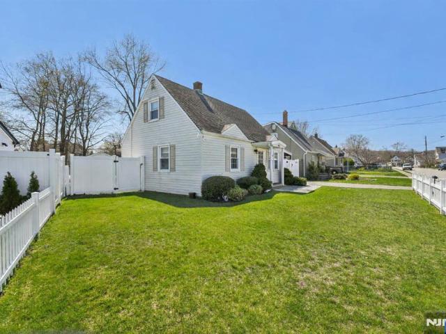 House for sale in Passaic, New Jersey