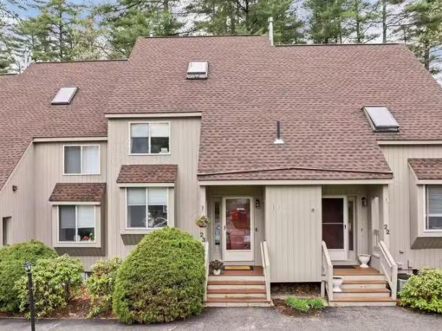 Condo for sale in Bedford