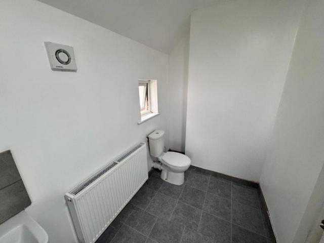 House for rent in Goldthorn Park, West Midlands