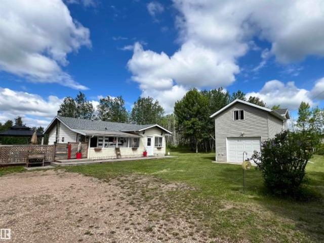 House for sale in Alberta