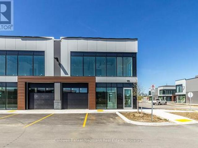 Commercial for rent in Guelph, Ontario