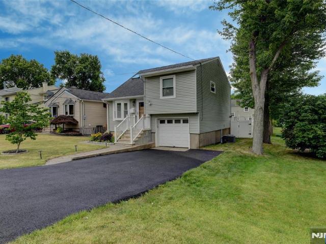 House for sale in Parsippany, New Jersey