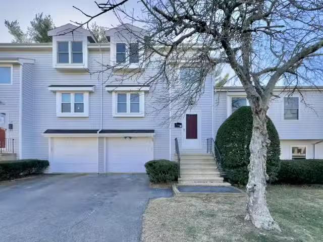 Apartment for rent in Milford, Borough of Woodmont