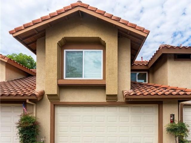 Townhouse for sale in Rancho Santa Margarita, California